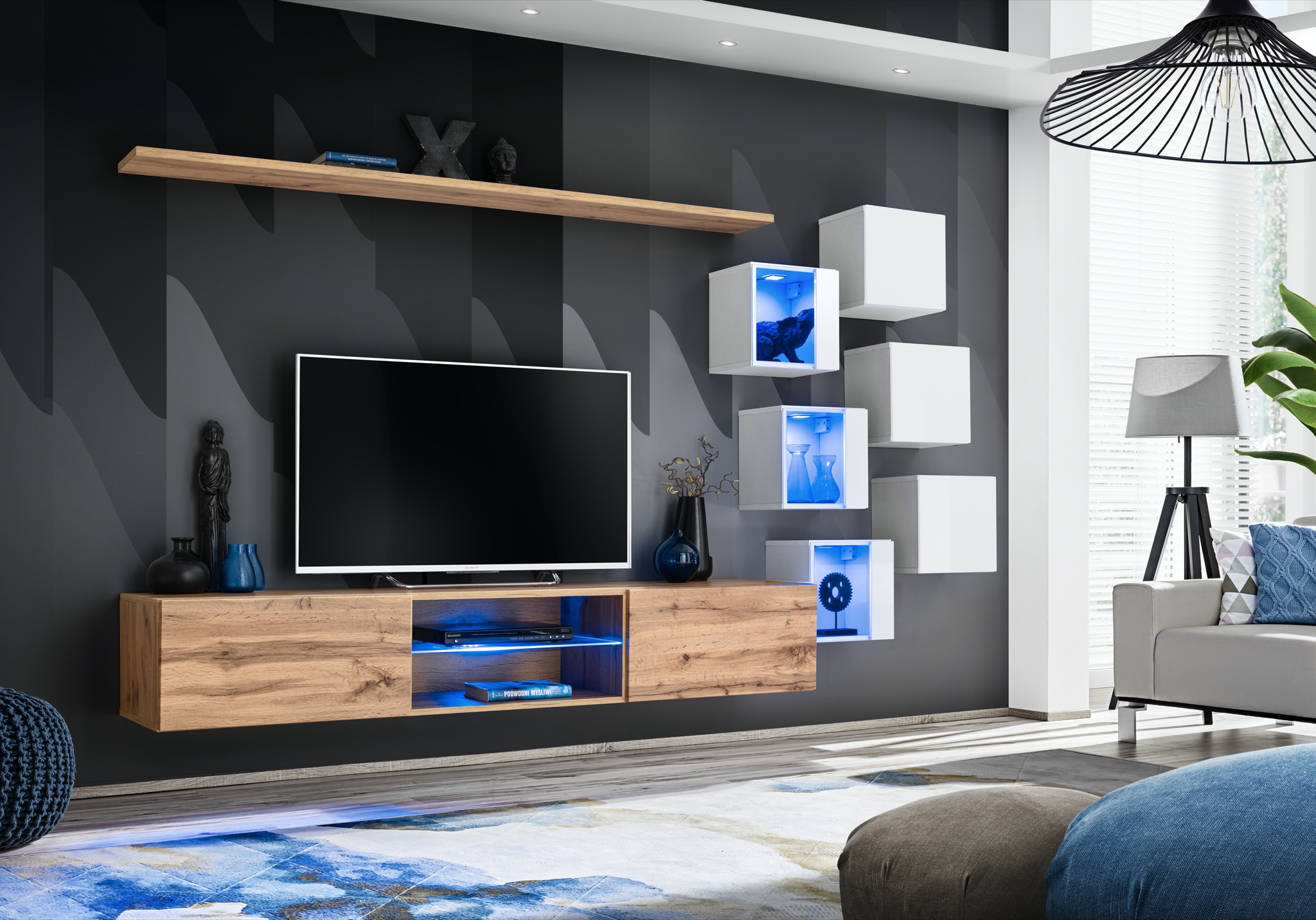 Composition TV SWITCH XXI — vue d’ensemble